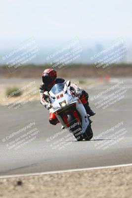 media/Sep-20-2025-TrackDaz (Sat) [[27f0cde673]]/A Group/2pm (Turn 9)/